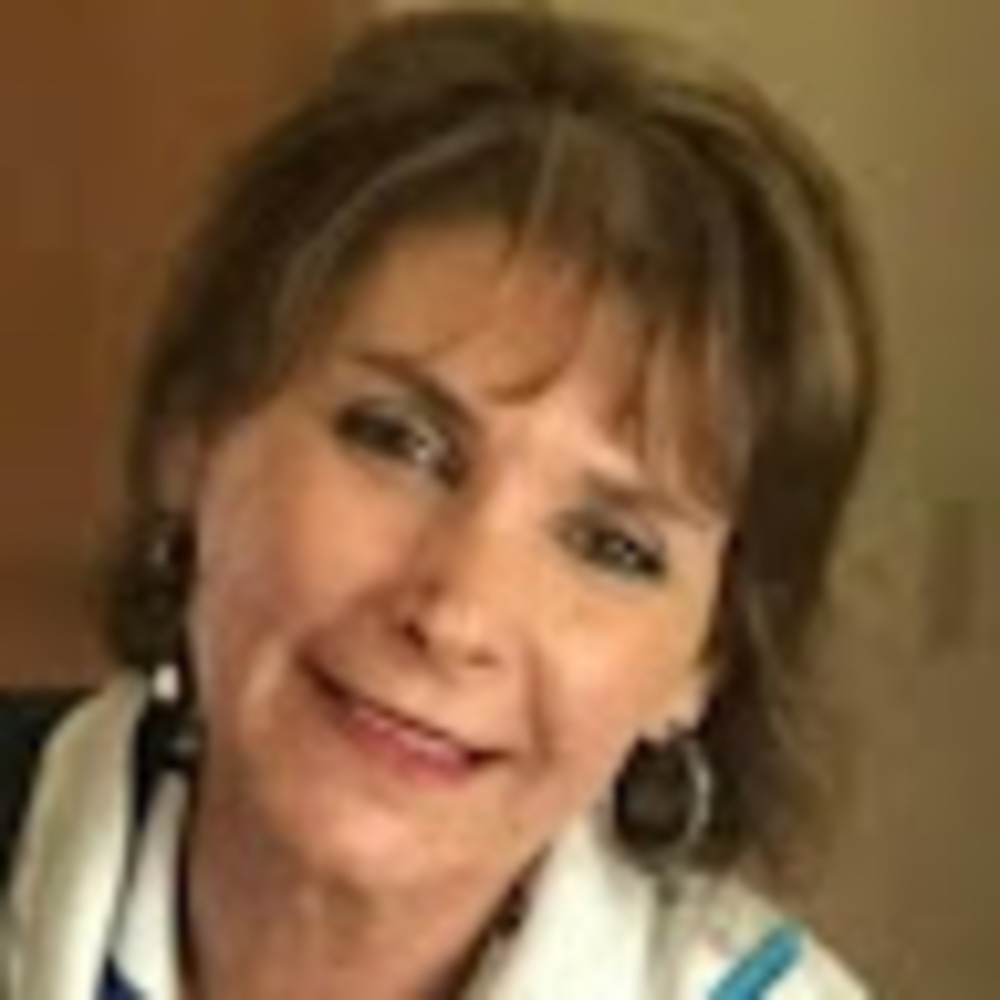 Meet your Posher, Denise